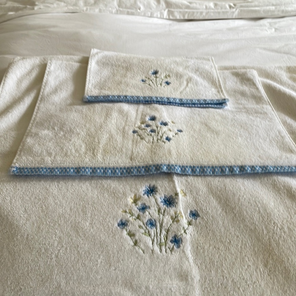 3 Piece Towel Set